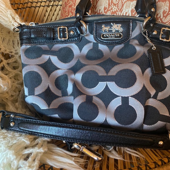 Coach Handbag - Picture 3 of 5
